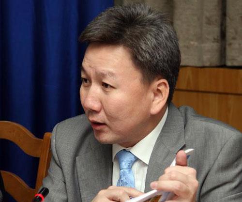 Л.Болд: Гарцгүй 100 хоногоо өнгөрөөх юм бол Засгийн газар хэцүү болно