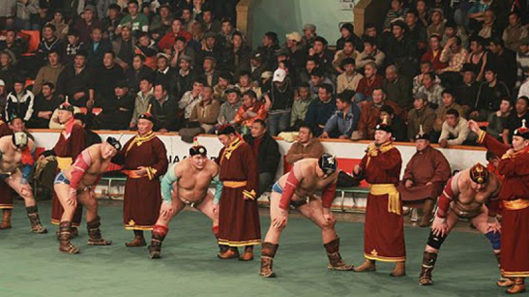 Энэ намрын эхний барилдаан маргааш болно