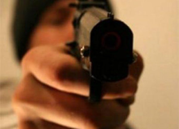 Дээрэмчид буу, хутгаар зэвсэглэдэг болж дээ