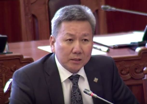 Л.Болд: Хөргөгчтэй хөргөгчгүйгээр нь ялгаварлаж хүүхдийн мөнгө олгож болохгүй