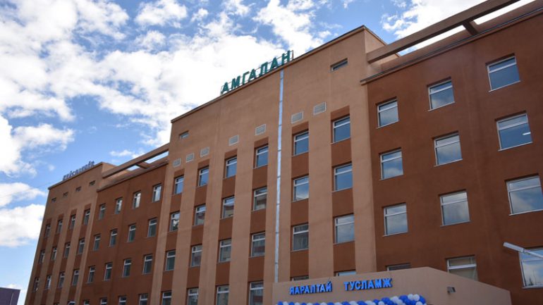 Эмчид мөнгө өгвөл “Эх” эсэн мэнд амаржиж, өгөөгүй бол үрс эндсээр байх уу