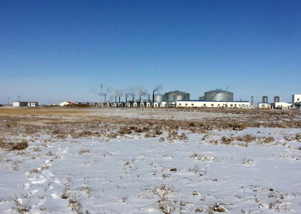 Газрын тосны 19 дүгээр талбайд Хятадын “Нөмрөг Ээл” компани дураараа дургиж байна