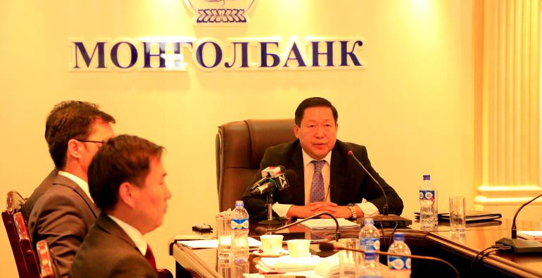 “Мүүдийз”-ийг худлаа дүгнэлт гаргалаа гэж шоуддаг Монголбанк дэлхийн онигоо болох вий!
