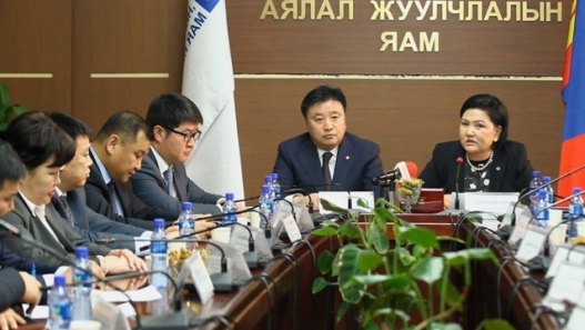 Нийтийн тээврийг хийн түлшинд шилжүүлнэ