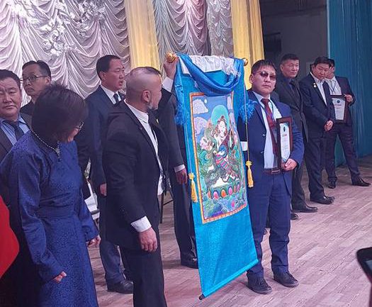 “Болор цом”-ын эзнээр Сүхбаатар аймгийн найрагч тодров