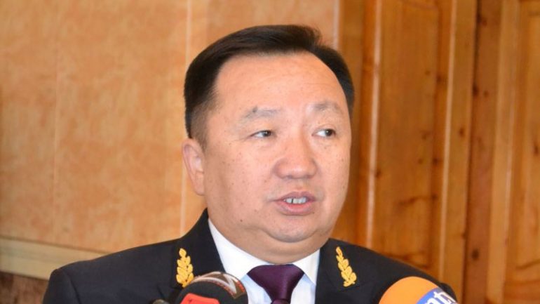 Монгол, Оросын харилцааг самрахаа шахсан Л.Пүрэвбаатарын гуталгүй эхэлсэн түүх!