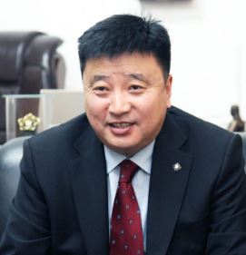 С.Батболд: Миний хүүхдүүд энэ хотод л амьдарна шүү дээ