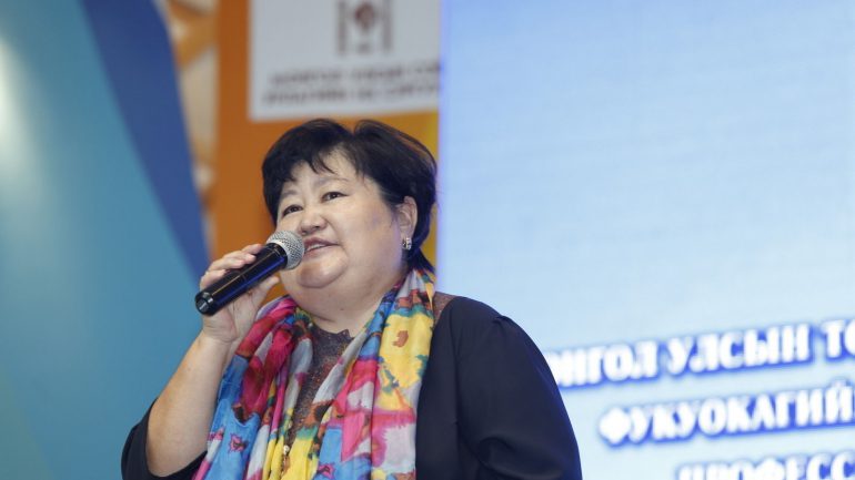СУИС дахь диктатур хэрээс хэтэрсэн гэх асуудалд тайлбар өгөөч, Э.Сонинтогос захирал аа?
