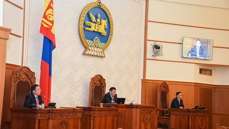 Улсын Их Хурлын бүрэн эрхэд хууль бусаар халдсан гэж үзлээ