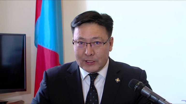 Ж.Батзандан: Офшорт байгаа мөнгөө авчраад улс орондоо хандивлах хэрэгтэй