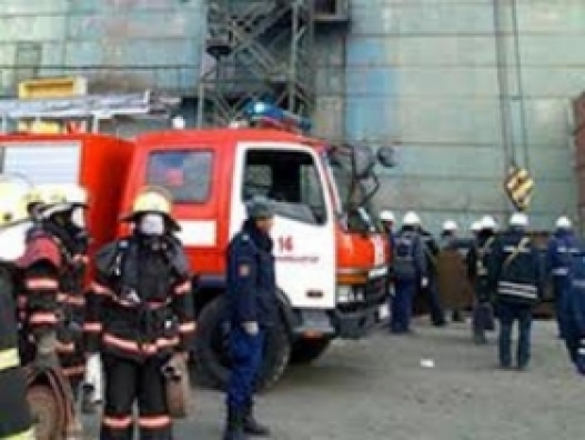 Сонгуулийн хороо, ШӨХТГ байрладаг засгийн газрын байранд гал гарсныг унтраалаа