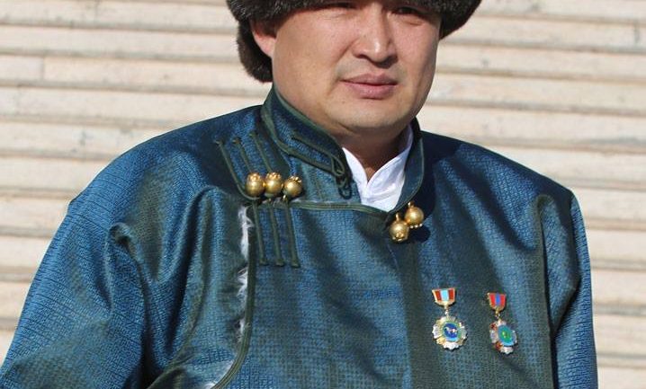 Дамбын Хишгээ Засгийн газрыг ялж, заргаа авчээ