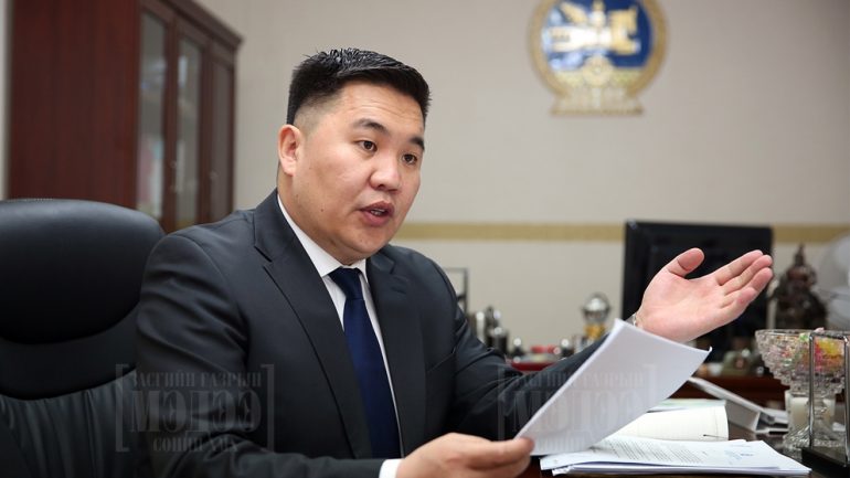 Б.Гүрсоронзон: Техникийн үзлэгт ороогүй автомашиныг камераар хянана