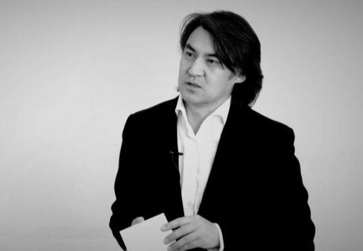 С.Молор-Эрдэнэ философичтой санал нийлэхгүй байна