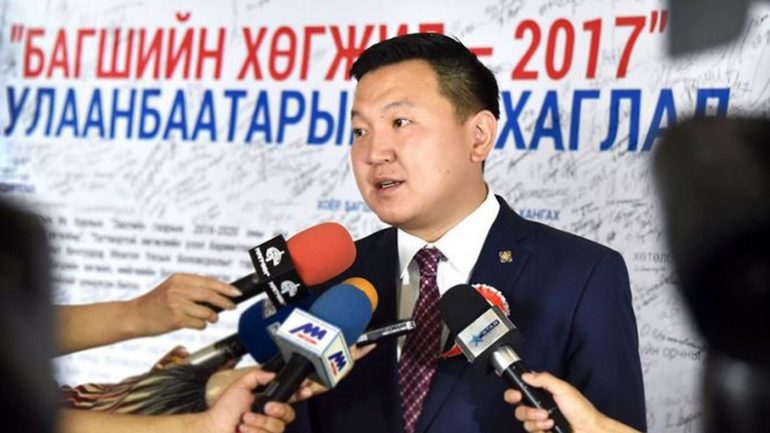 УИХ-ИЙН ГИШҮҮН Н.УЧРАЛ: “БАГШИЙН ХӨГЖЛИЙН АСУУДАЛ БОЛ МОНГОЛЫН ХӨГЖЛИЙН АСУУДАЛ”