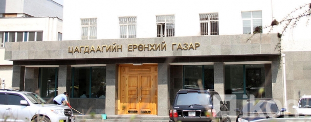 Томоохон компанийн захирал 22 настай эмэгтэйн аминд хүрсэн үү