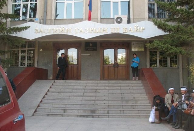 Сайд томилогдлоо, одоо Боловсролын салбарынханд алдаагаа засах боломж өг
