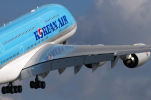 Кореан Эйр компани Монголын албаныхныг лоббидож байна хэмээн шүүмжлүүлэв