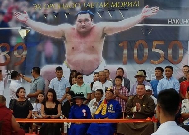 Монгол дахь Сумо бөхийн анхны дэвжээ Яармагт нээлтээ хийлээ
