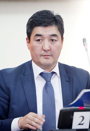 “Эрдэнэс Тавантолгой” компанийн захирал Д.Ариунболд өргөдлөө өгөх үү?