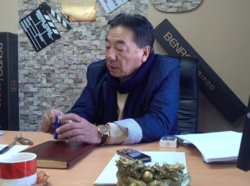 Го.Бадарч: Хeро Баатар хэнийг ч өөрийнхөө талд өөрийнх нь хүссэнээр буруу ашиглаж чаддаг