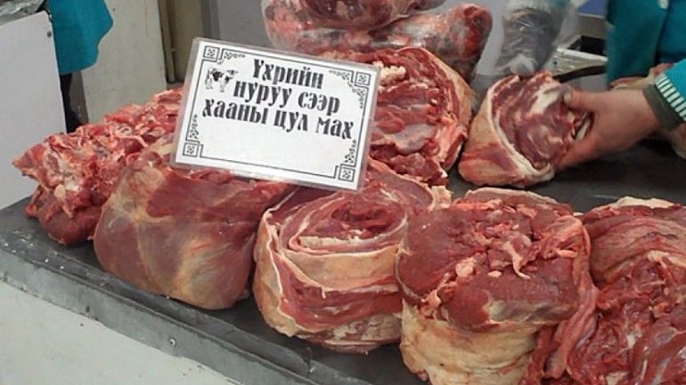 Махны үнэ бага зэрэг буурчээ