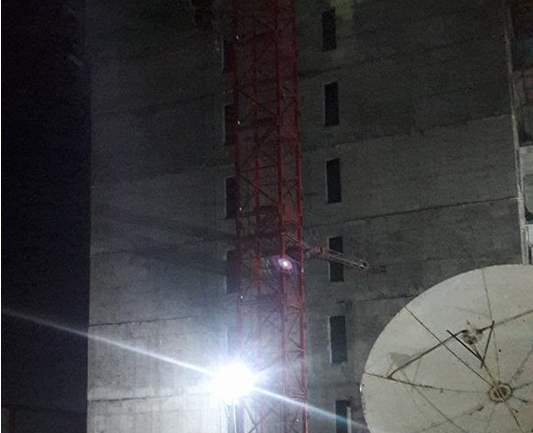 “Дэлгэрэх” хотхоны барилгаас хүн унаж, нас баржээ