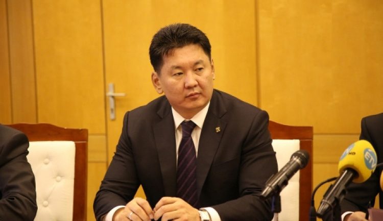 У.Хүрэлсүх 11 сайдаа зарлаж, гурван гишүүнийг нэр дэвшүүлэхээс татгалзжээ
