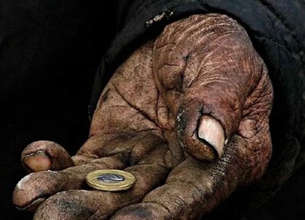Монголын гурван хүн тутмын нэг нь ядуу амьдарч байна